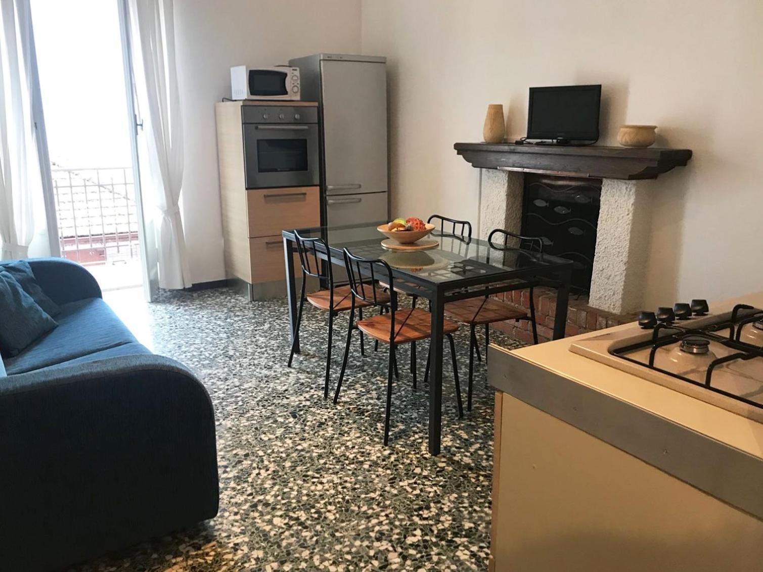 The Romantic Village House - Apartments With Lake View Colonno Exterior foto