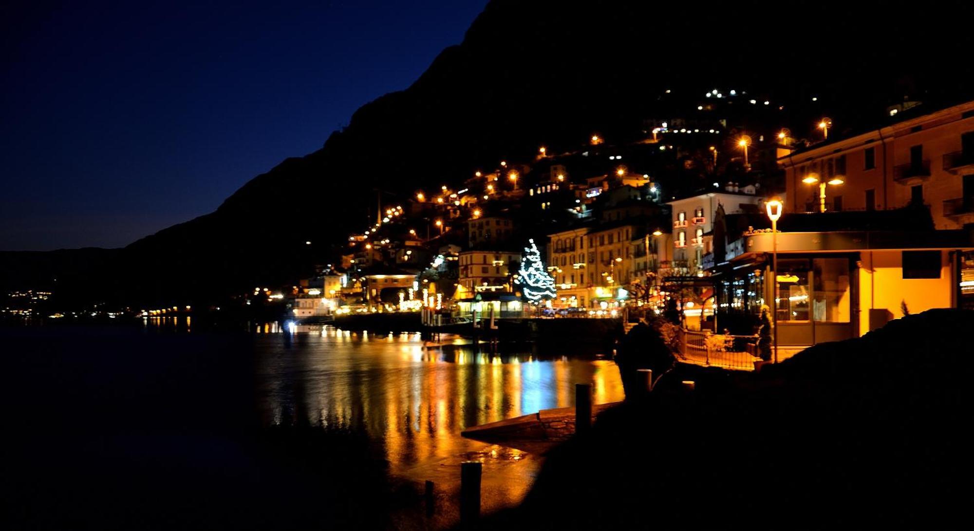 The Romantic Village House - Apartments With Lake View Colonno Exterior foto
